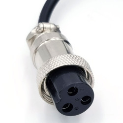 Tensão máxima: 67,2V Corrente de carga: 2A Conector GX16.