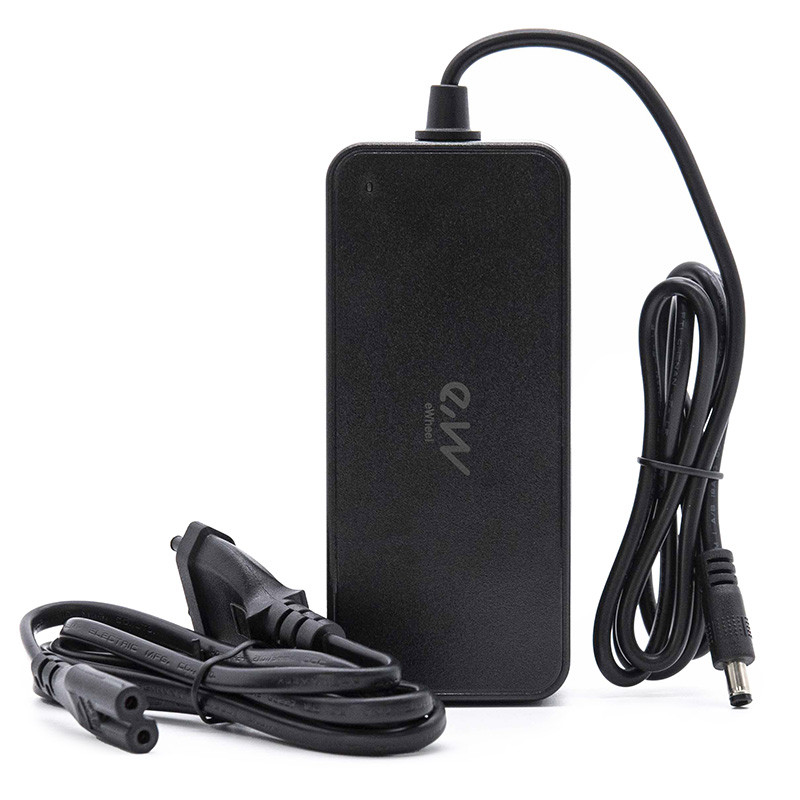 Carregador Premium 36V 2A DC 5,5mm conector